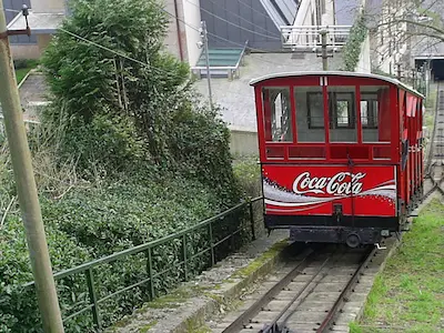 Embarcaciones y funicular