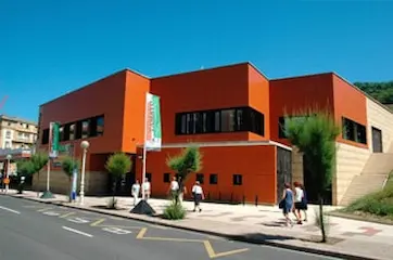Centro Cultural Okendo