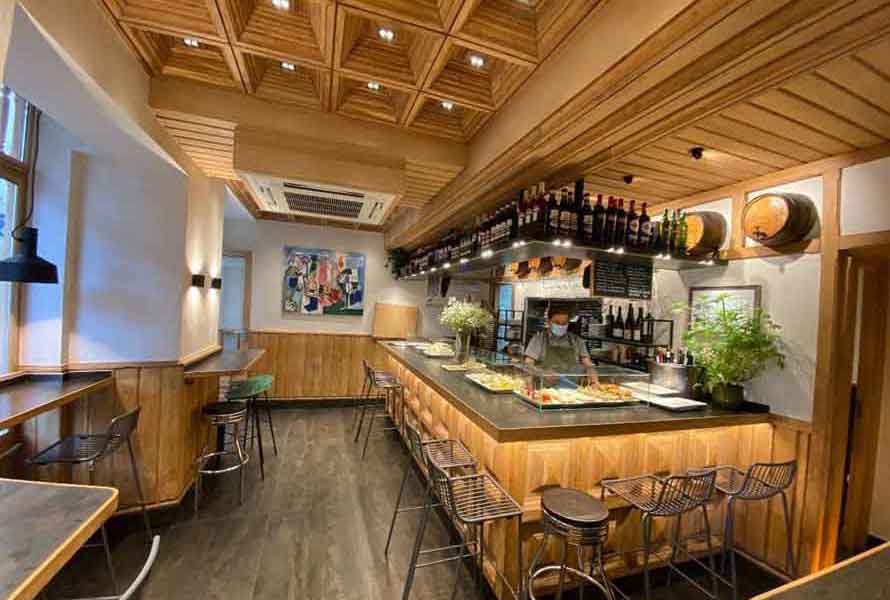 BAR TAMBORIL
