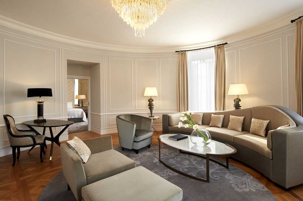 HOTEL MARIA CRISTINA