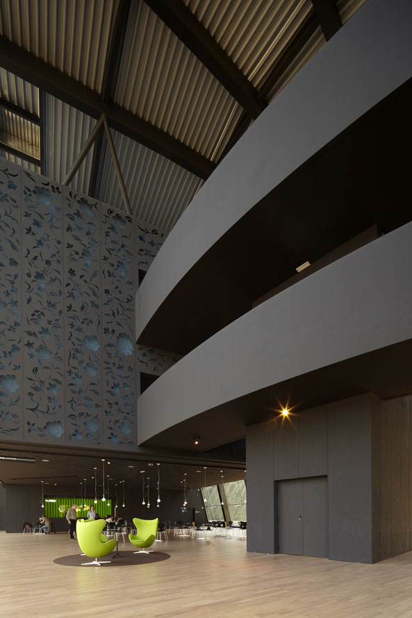 CRISTOBAL BALENCIAGA MUSEOA