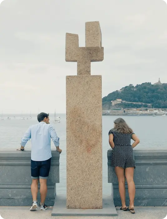 Chillida’s sculpture honoring the inventor of Penicillin